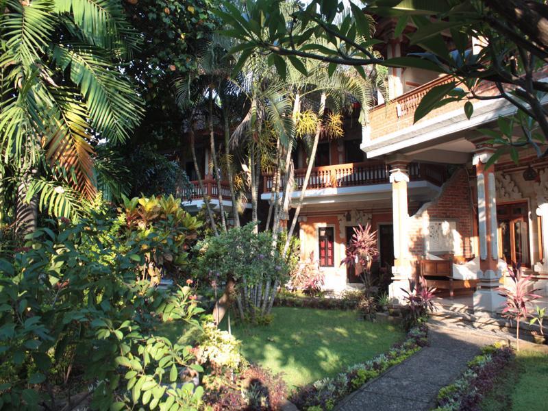 Rambutan Hotel Lovina Exterior foto