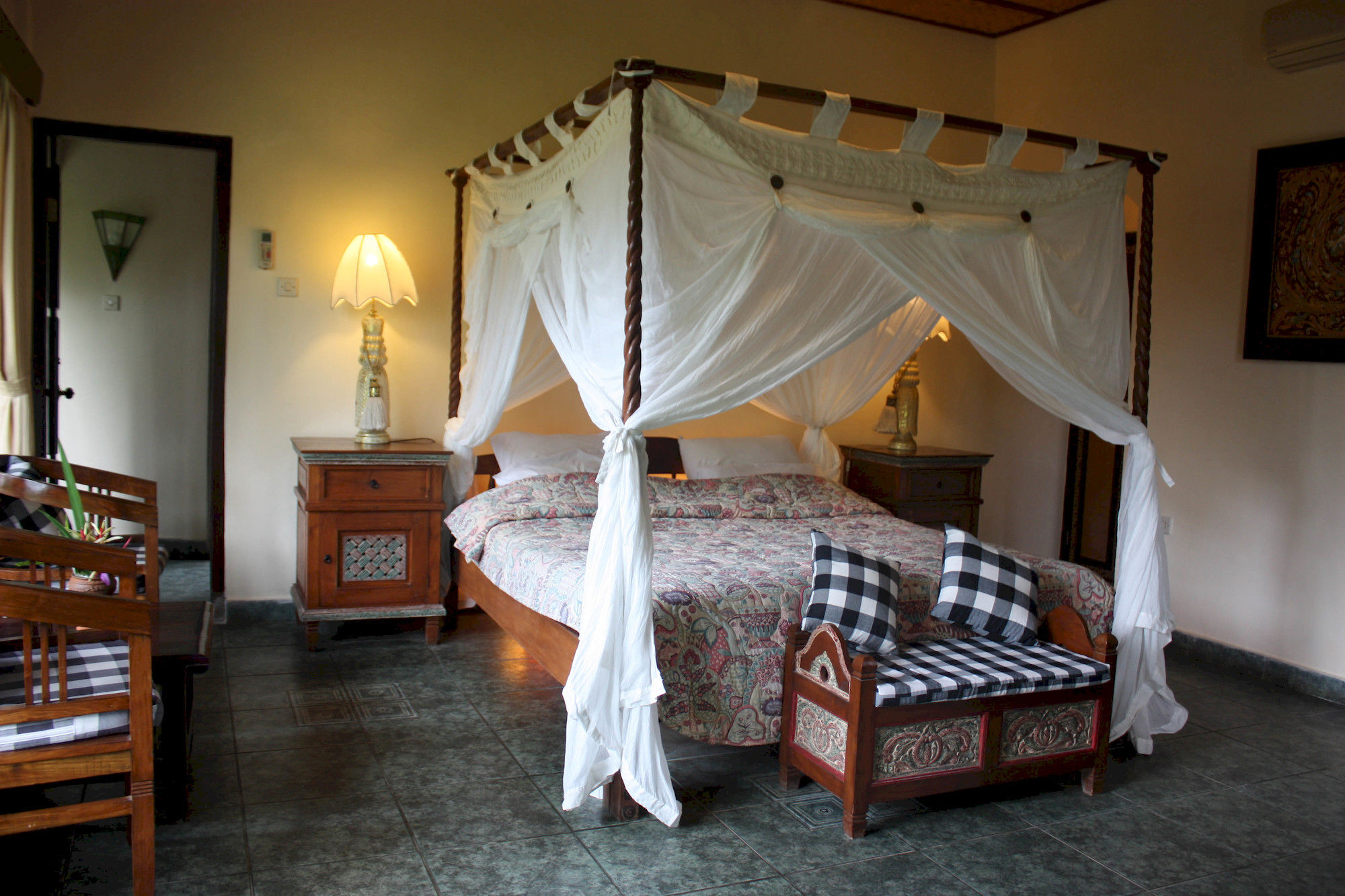 Rambutan Hotel Lovina Exterior foto